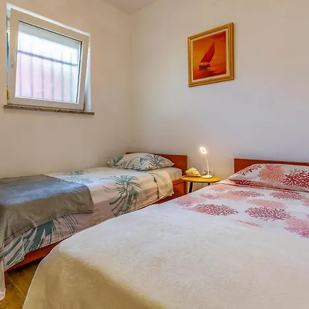 2 Bedroom Awesome In